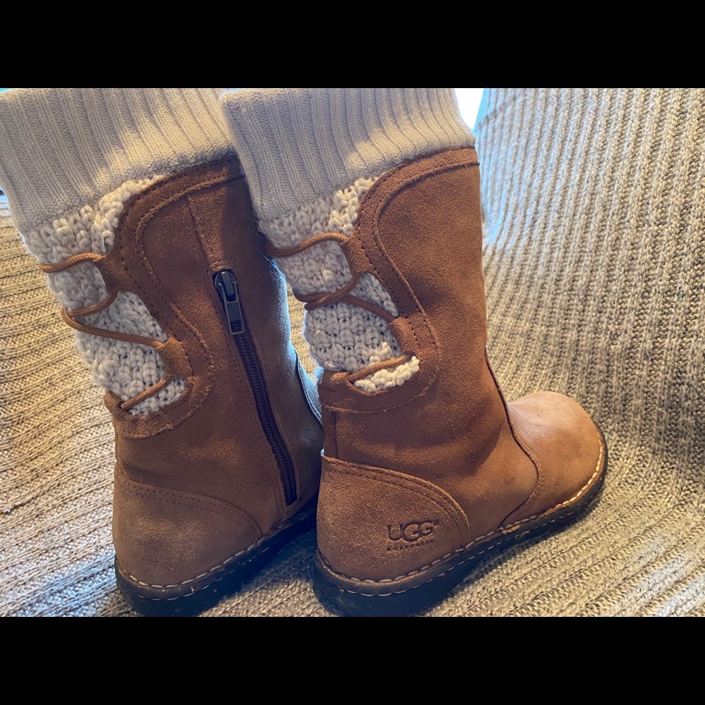 Tan UGG boots EUC